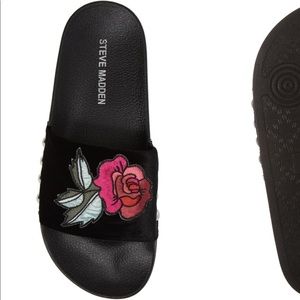 Steve Madden Patches Slides